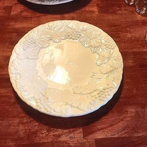 TWO Williams Sonoma Grapevine Cluster Salad bowls or Serving Dishes